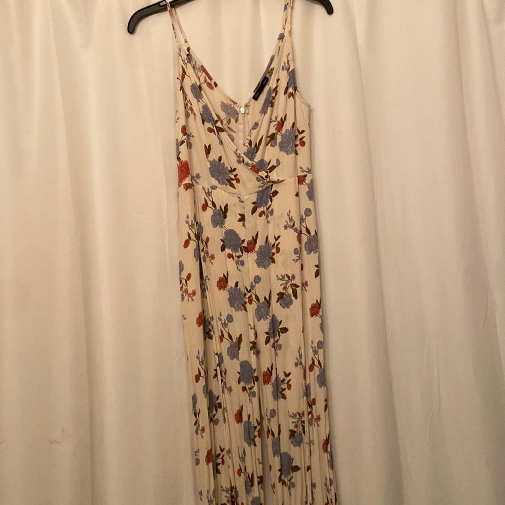 American Eagle split leg jumper